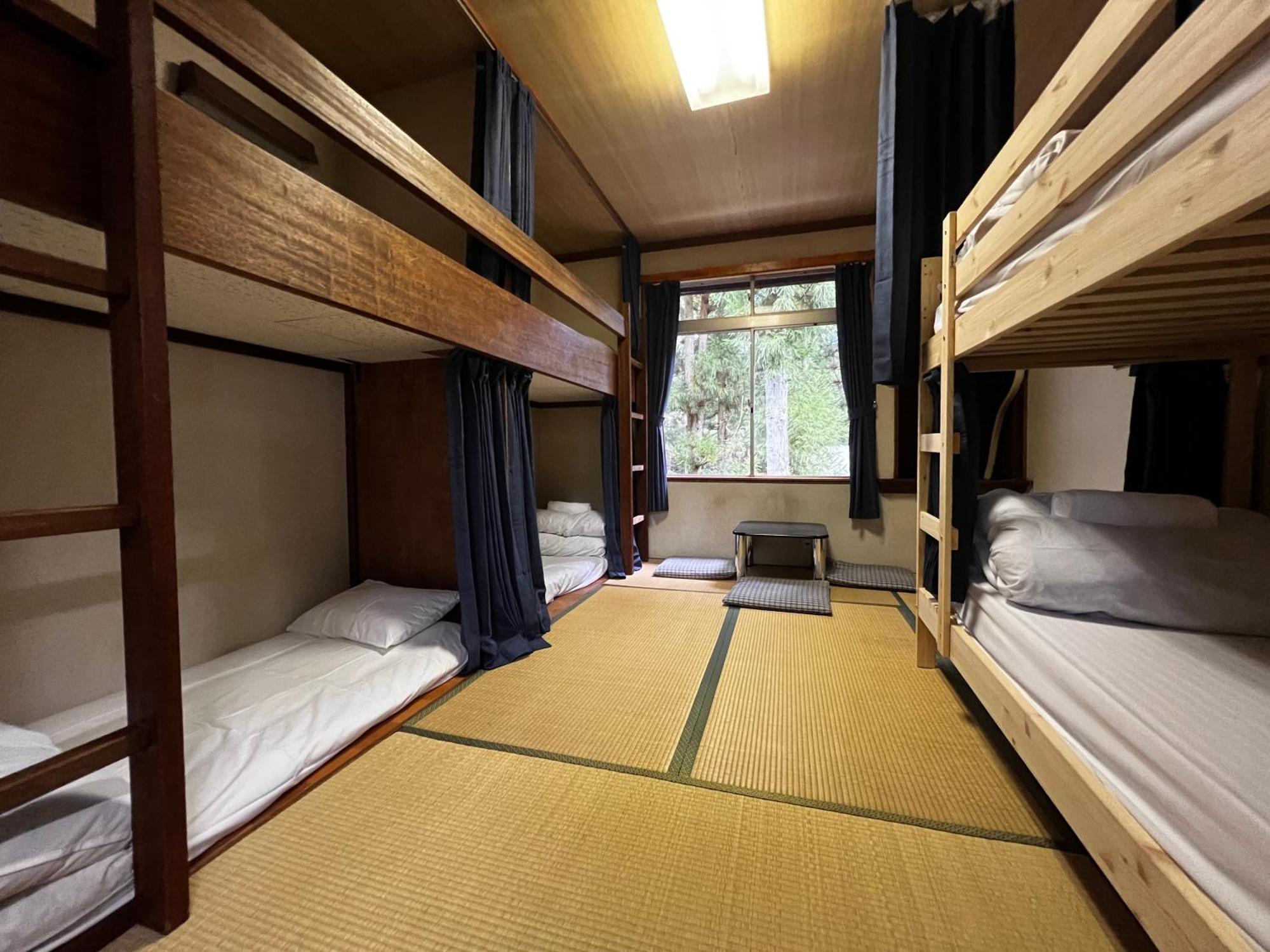 Sneaky Peaks Hotel Хакуба Екстериор снимка