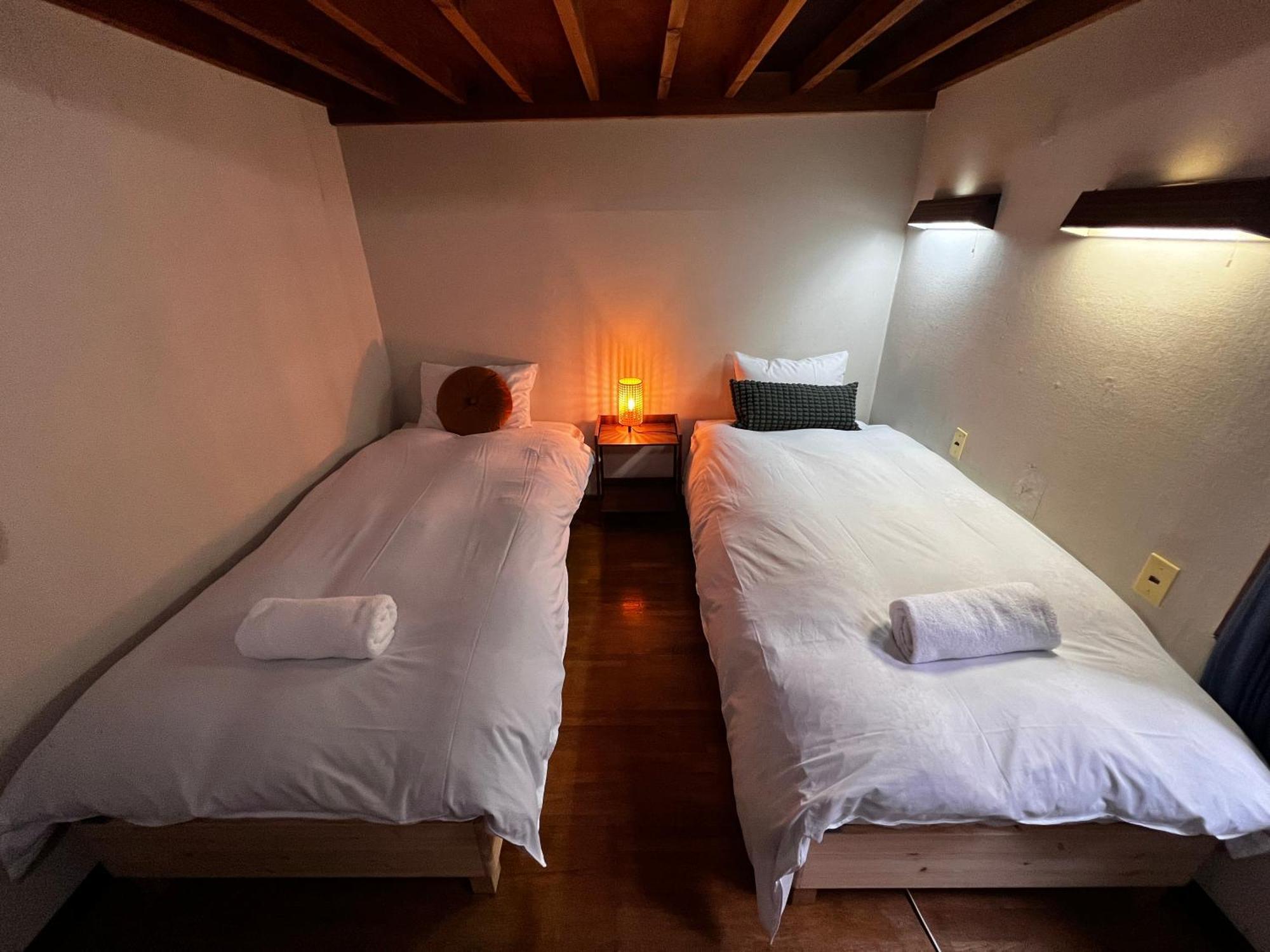 Sneaky Peaks Hotel Хакуба Екстериор снимка